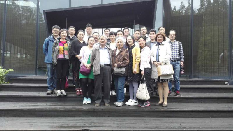 QQ图片20160418集体照.jpg